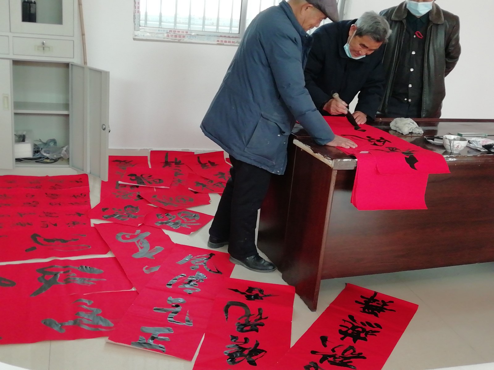 写春联2.jpg